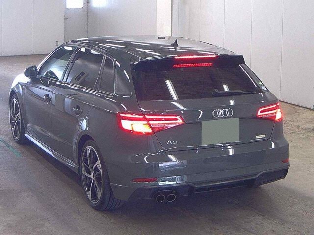 2020 Audi A3 スポB SラブラックS auction photo 2