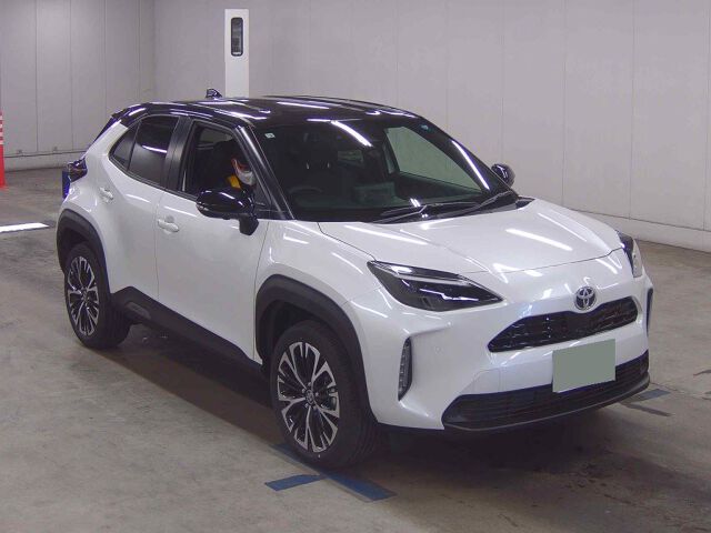 2026 Toyota Yaris Cross Hybrid Z Japan auction vehicle