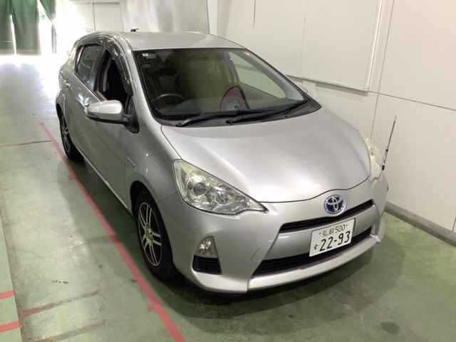 2012 Toyota Aqua G Japan auction vehicle