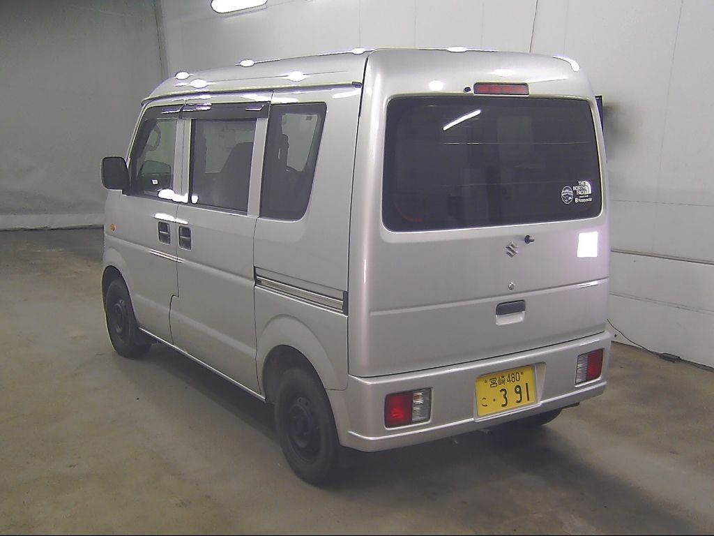 2011 Suzuki エブリィ バン 4WD PA High Roof auction photo 5