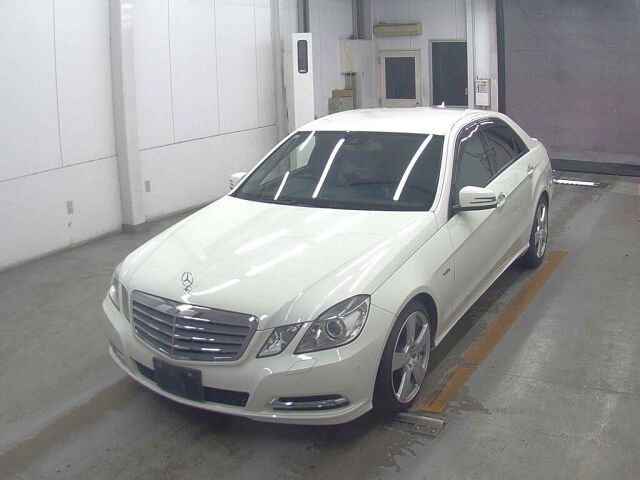 2011 Mercedes-Benz E-Class E250CGIエフィ125 auction photo 4