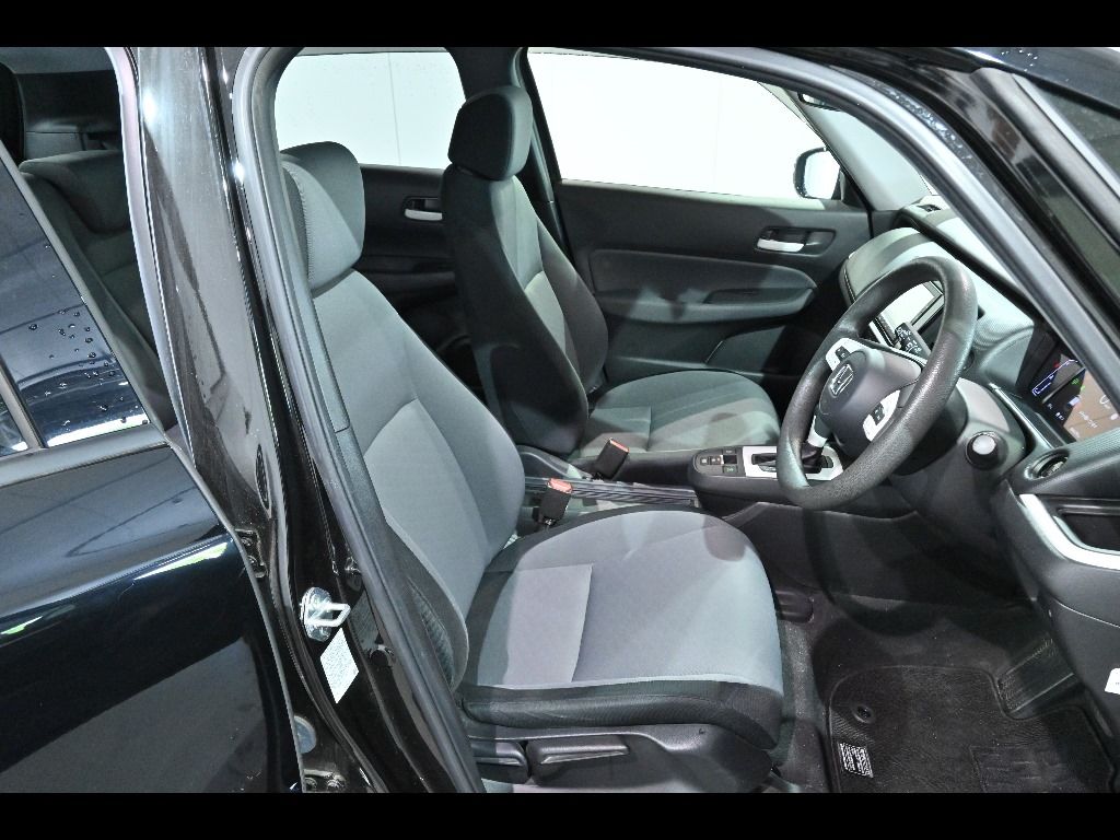 2020 Honda Fit 4WD ベーシック auction photo 6