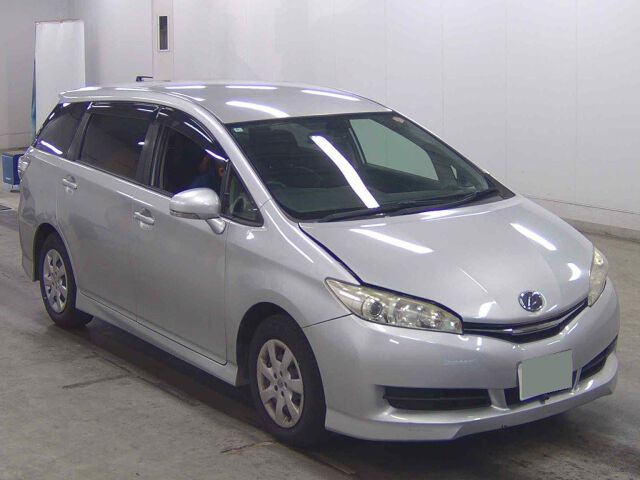 2016 Toyota Wish 1.8X Japan auction vehicle