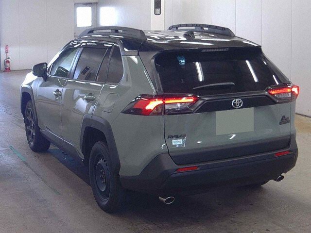 2025 Toyota RAV4 アドオフロートパッケ2 4WD auction photo 2
