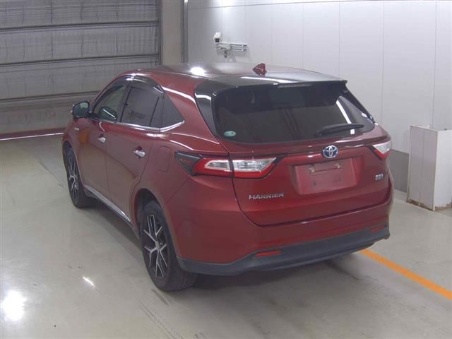 2018 Toyota Harrier プレミアム 4WD auction photo 2