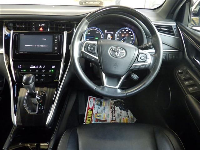 2018 Toyota Harrier プレミアム 4WD auction photo 5