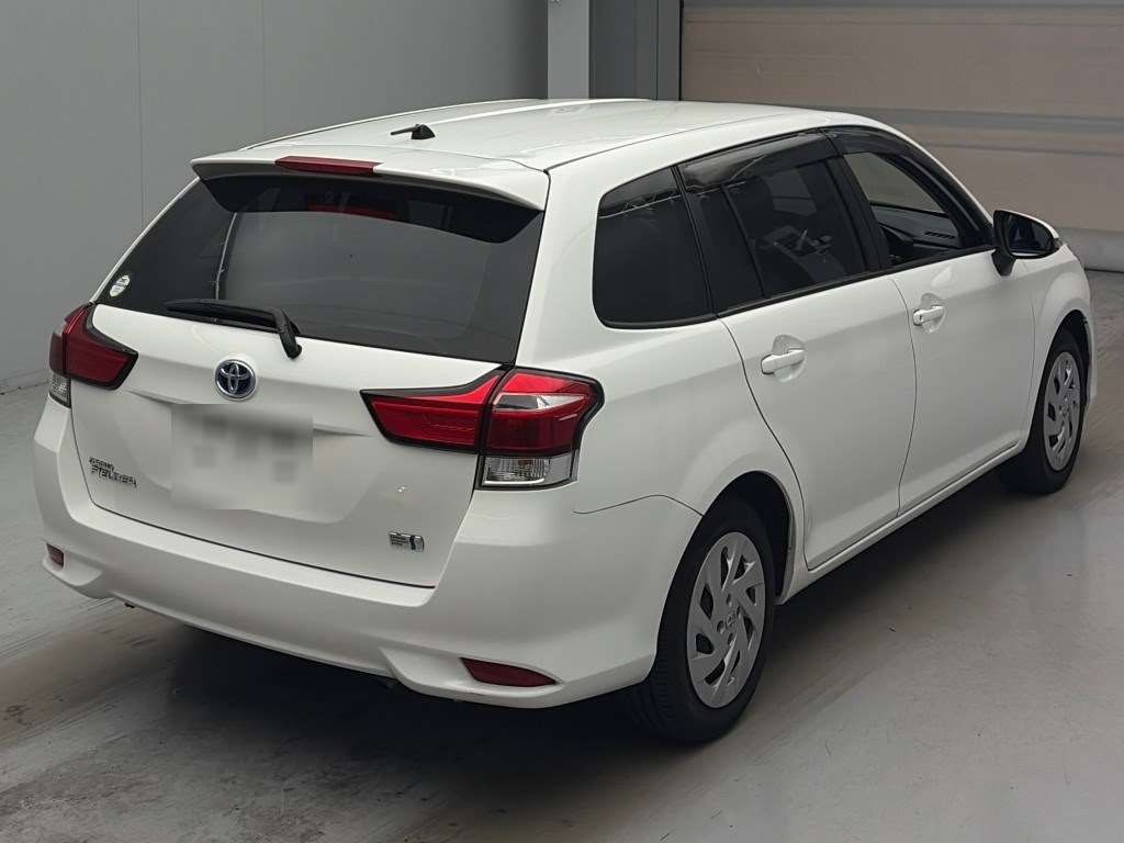 2021 Toyota Corolla Fielder Hybrid EX auction photo 2