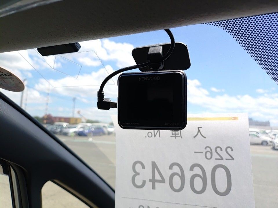 2017 Toyota Noah auction photo 17