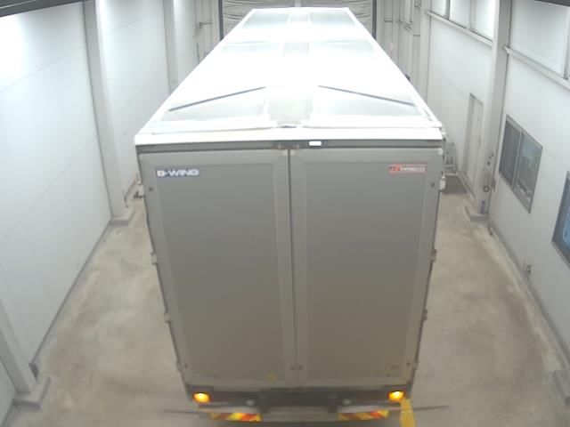 2016 Mitsubishi Fuso Refrigerated and frozen trucks auction photo 3