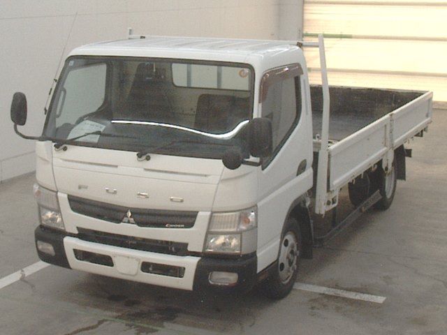 2012 Mitsubishi Fuso Canter Flatbed Japan auction vehicle
