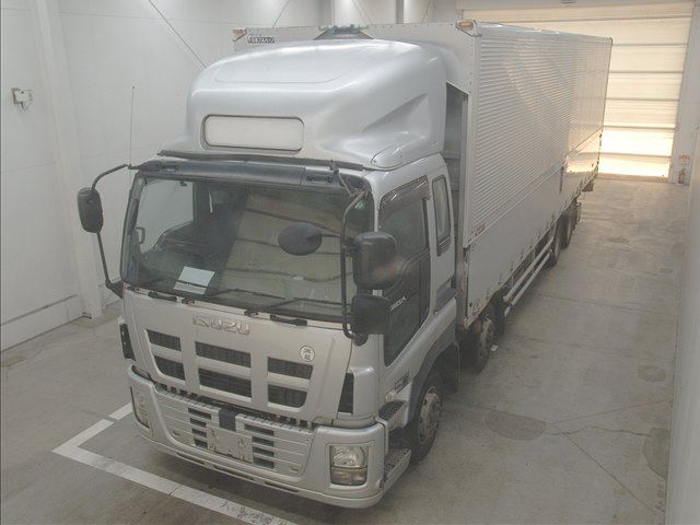 2012 Isuzu ウィング Japan auction vehicle