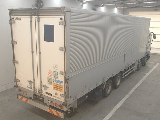 2012 Isuzu ウィング auction photo 2