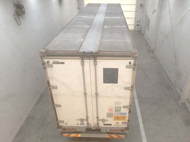 2012 Isuzu ウィング auction photo 3