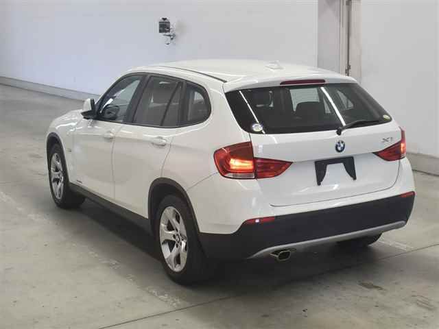 2010 BMW X1 auction photo 2