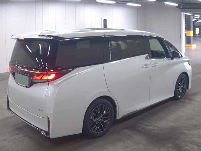 2026 Toyota Vellfire Z Premier auction photo 5