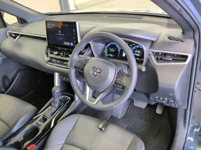 2025 Toyota Corolla Cross Hybrid Z auction photo 3