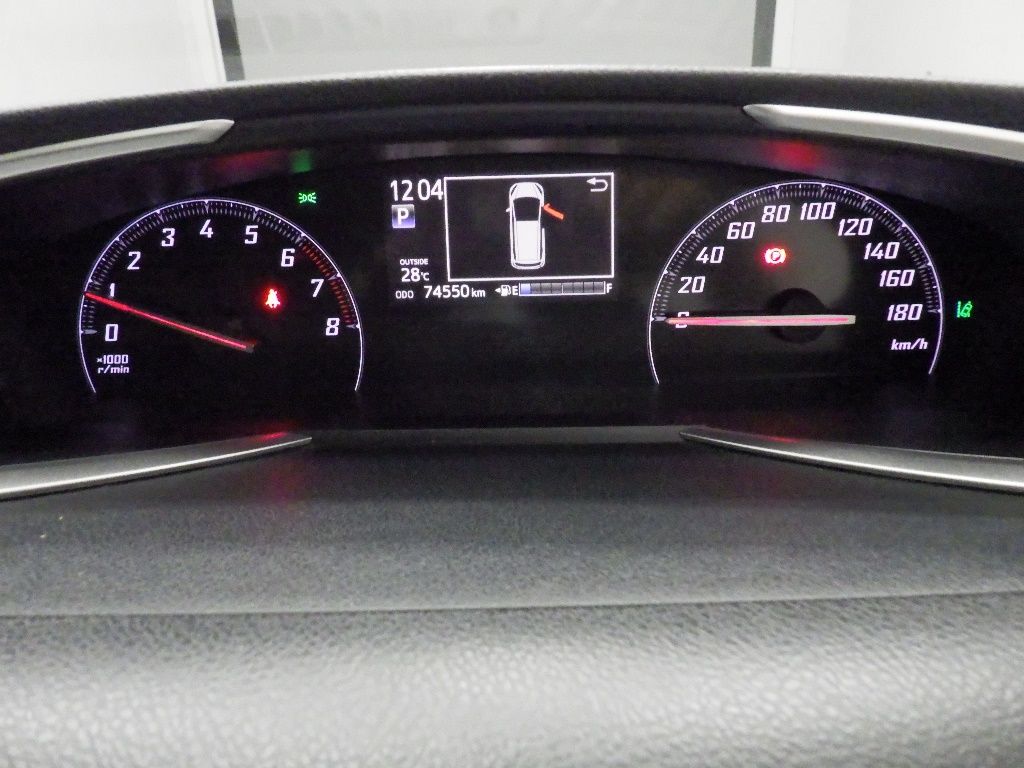 2017 Toyota Sienta X 7人 auction photo 9