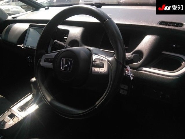 2020 Honda Fit e:HEV auction photo 5