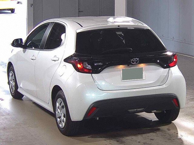 2025 Toyota Yaris G auction photo 2
