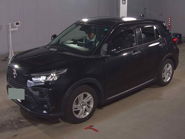 2021 Toyota Raize G 4WD auction photo 4