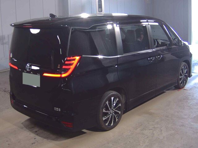 2023 Toyota Noah Hybrid S-Z auction photo 5