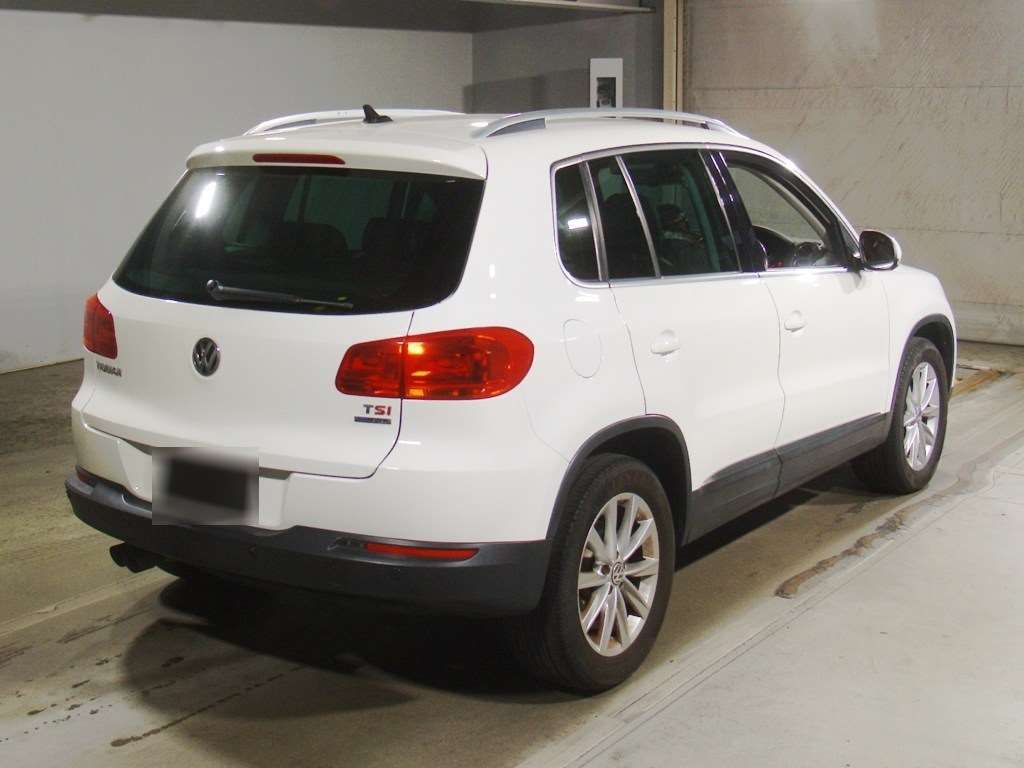 2013 Volkswagen VW ティグアン TSIブルーモーションテクノロジー auction photo 2
