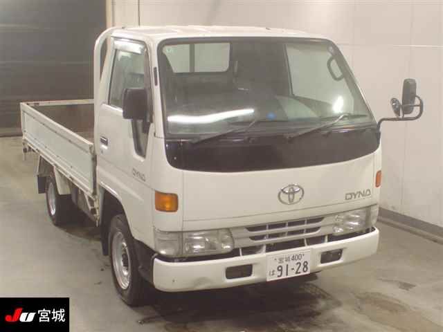 Japan Auction Vehicles 11 1998 Toyota Dyna Flatbed 1.5t auction photo
