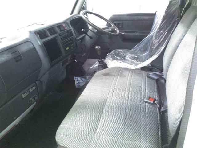 1998 Toyota Dyna Flatbed 1.5t auction photo 3
