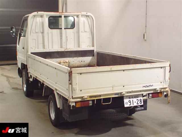 1998 Toyota Dyna Flatbed 1.5t auction photo 2