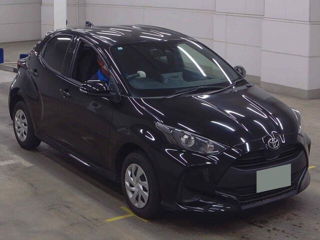 Japan Auction Vehicles 8 2023 Toyota Yaris X 4WD auction photo