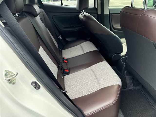 2022 Toyota Yaris Cross Z 4WD auction photo 7