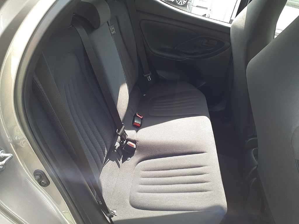 2021 Toyota Yaris X 4WD auction photo 10