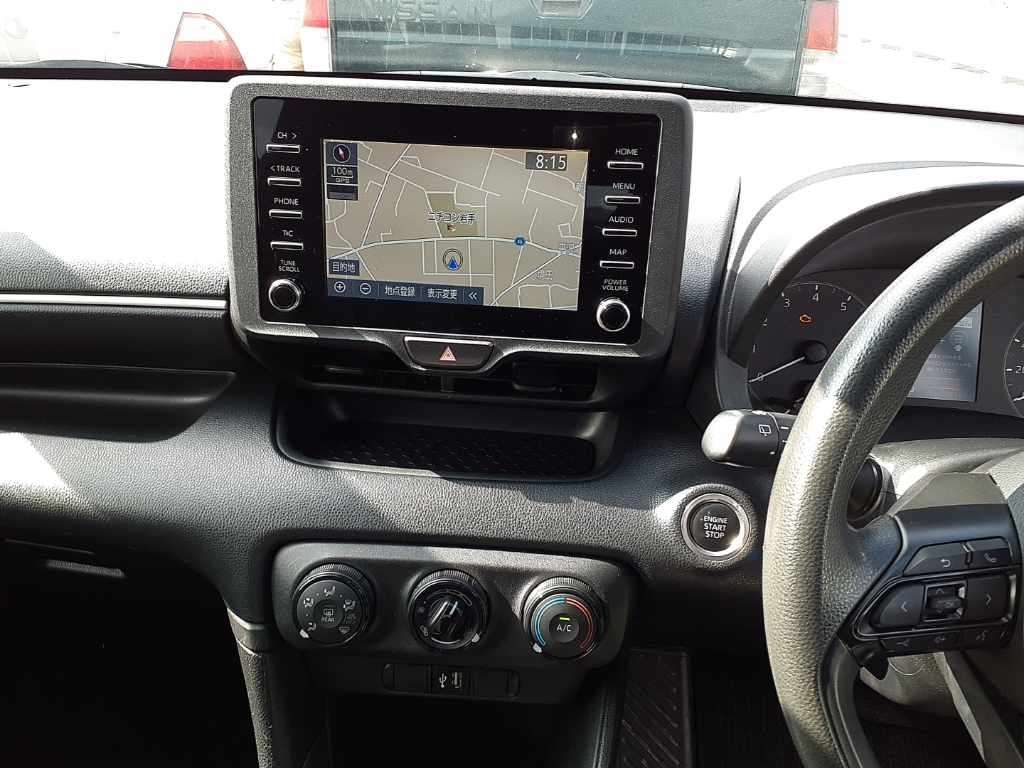 2021 Toyota Yaris X 4WD auction photo 9