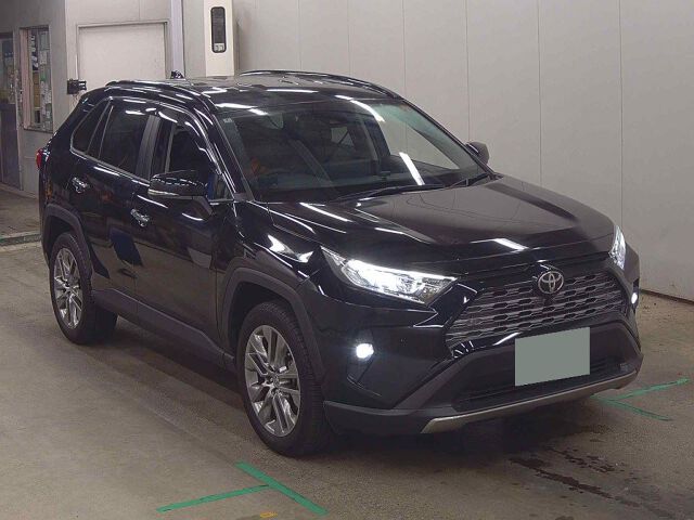 Japan Auction Vehicles 8 2024 Toyota RAV4 G Zパッケージ 4WD auction photo