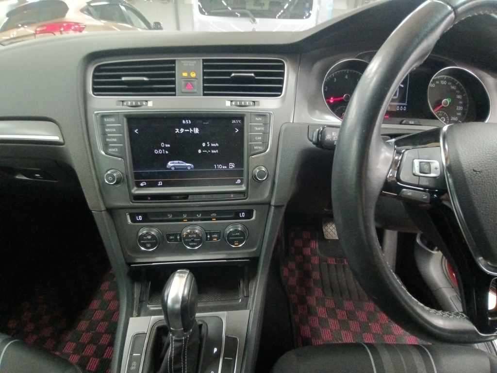 2016 Volkswagen VW ゴルフヴァリアント auction photo 11