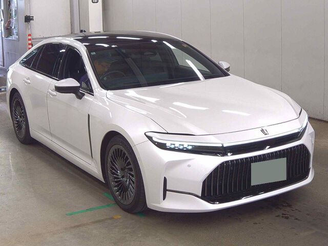 Japan Auction Vehicles 8 2024 Toyota Crown Z (HEV) Black P auction photo