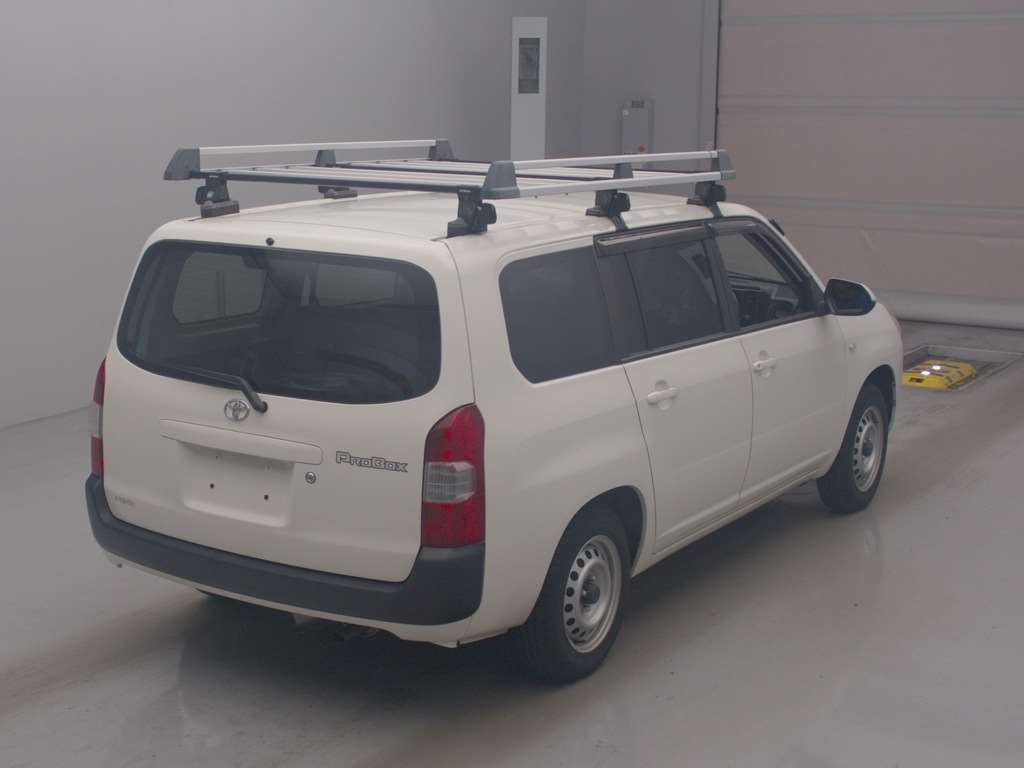 2021 Toyota Probox GL 4WD auction photo 2
