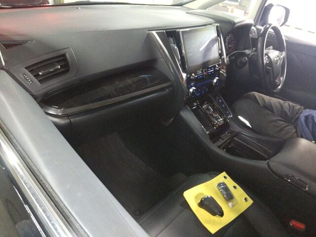 2022 Toyota Alphard 2.5S Cパッケージ auction photo 3