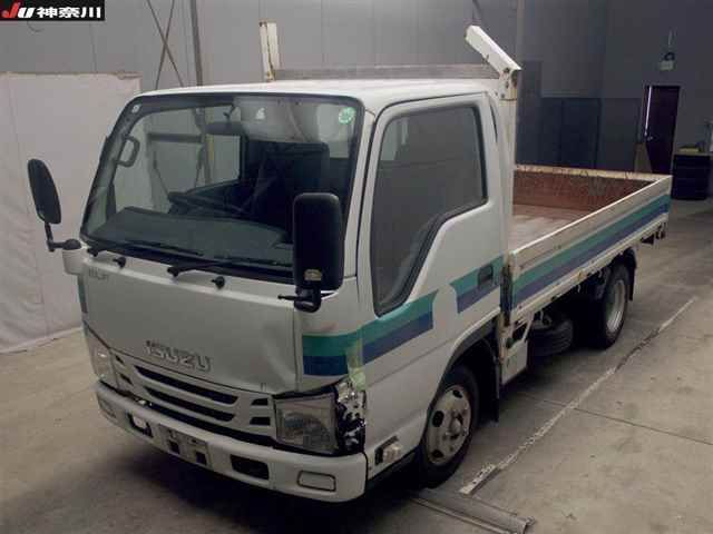 2018 Isuzu Elf auction photo 4