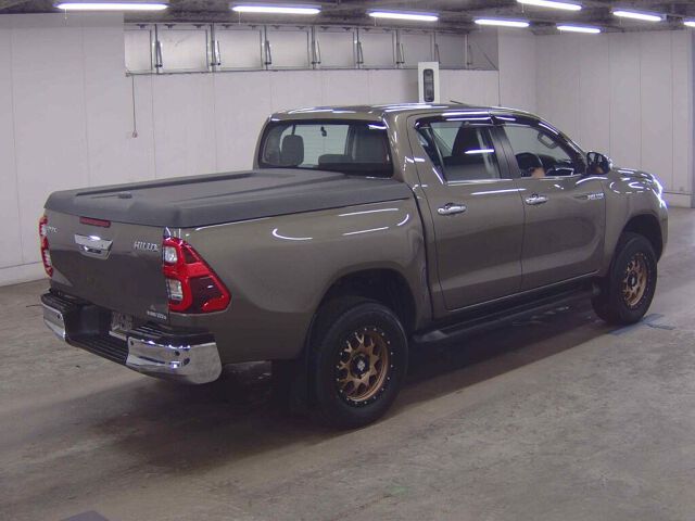2023 Toyota Hilux Z 4WD auction photo 5