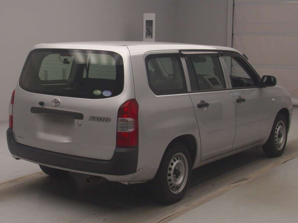 2020 Toyota Succeed UL auction photo 2