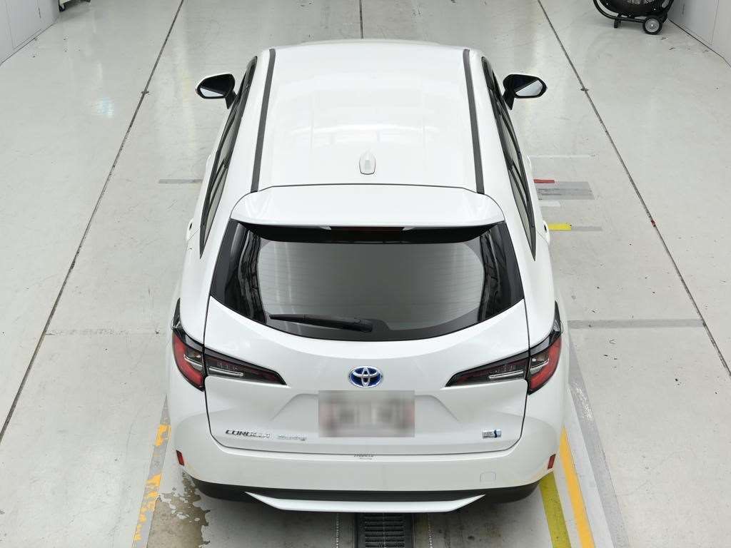 2021 Toyota Corolla Touring ハイブリッド G-X auction photo 8