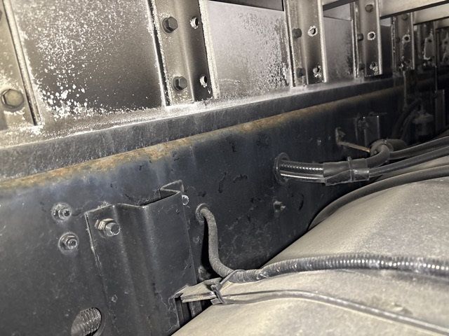 2013 Isuzu Giga Aluminum van auction photo 10