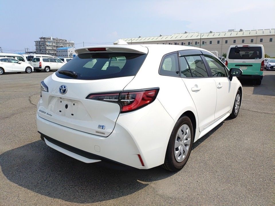 2021 Toyota カローラ ツーリング auction photo 2