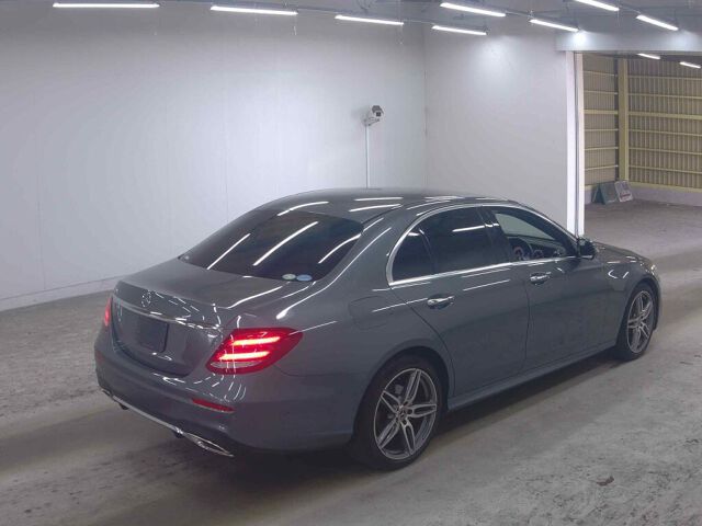 2017 Mercedes-Benz E-Class E200 Avant G Sport auction photo 5