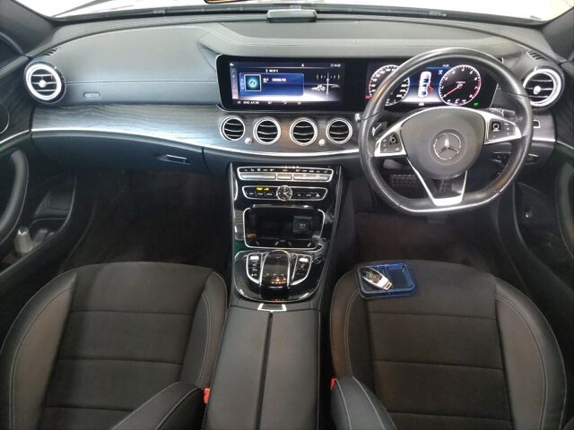 2017 Mercedes-Benz E-Class E200 Avant G Sport auction photo 3