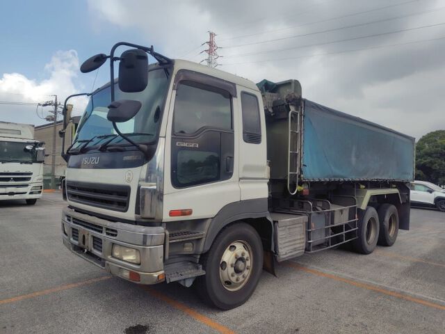 2006 Isuzu Giga dump auction photo 4