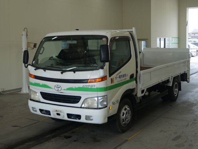 Japan Auction Vehicles 20 2001 Toyota Dyna Flat, wide, long auction photo