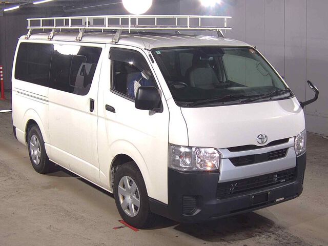 Japan Auction Vehicles 8 2021 Toyota Hiace Long DX auction photo