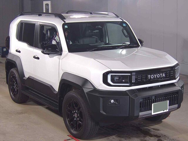 Japan Auction Vehicles 8 2026 Toyota ランドクルーザーFJ VX 4WD auction photo